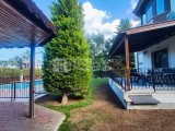 Girne Bellapais Bölgesinde Özel Havuzlu ve Peyzajlı Kiralık 4+1 Villa