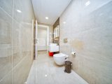 Girne Bellapais Bölgesinde Yüzme Havuzlu Kiralık Tripleks, 5+2, Özel Tasarım Lüks Villa