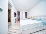 Girne Bellapais Bölgesinde Yüzme Havuzlu Kiralık Tripleks, 5+2, Özel Tasarım Lüks Villa