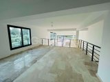 Kıbrıs Girne Çatalköy de Ana Cadde Üzerinde Kiralık Sendeli Dükkan veya Depo