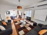 Çatalköy'de Merkezi ve Sakin Bir Lokasyonda Havuzlu 3+1 Villa Kiralama Fırsatı!