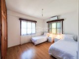 Çatalköy'de Merkezi ve Sakin Bir Lokasyonda Havuzlu 3+1 Villa Kiralama Fırsatı!