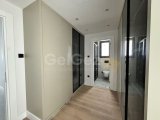 Kıbrıs Girne Çatalköy Bölgesinde Özel Yüzme Havuzlu 4+1 Lüks Modern Satılık Villalar