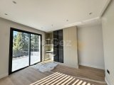 Kıbrıs Girne Çatalköy Bölgesinde Özel Yüzme Havuzlu 4+1 Lüks Modern Satılık Villalar