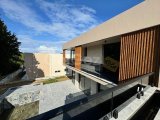 Kıbrıs Girne Çatalköy Bölgesinde Özel Yüzme Havuzlu 4+1 Lüks Modern Satılık Villalar