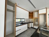 Kıbrıs Girne Çatalköy Bölgesinde Özel Yüzme Havuzlu 4+1 Lüks Modern Satılık Villalar