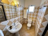KKTC, Girne, Çatalköy'de Yüzme Havuzu ve Geniş Bahçeli Satılık Özel Villa