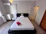 KKTC, Girne, Çatalköy'de Yüzme Havuzu ve Geniş Bahçeli Satılık Özel Villa