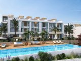 Kıbrıs Girne Esentepe de Denize 250 metre Benzersiz Ödeme Planlı 1+1 Penthouse Dublex Daireler