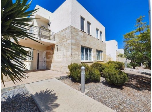 Girne Esentepe Turtle Bay Sitesi Yenilenmiş 2+1 Fırsat Dairesi