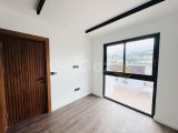 Kaçırılmayacak Fırsat KKTC Girne Esentepe de Deniz e Sıfır Site de Türk Tapulu 1+1 Özel Teraslı Penthouse