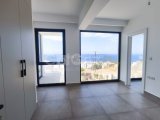 Esentepe - Girne: Eşsiz Manzarası ve Çağdaş Tasarımıyla Satılık Lüks 4+1 Villa