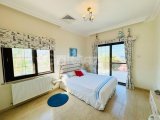 Kıbrıs Girne Esentepe de Denize Sıfır Ful Deniz Manzaralı Satılık Muhteşem 4+1 Villa