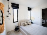 Esentepe - Girne, Eşsiz Deniz ve Dağ Manzaralı Özel Tasarım Lüks 4+1 Satılık Villa