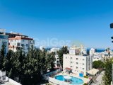 Tek Yetkili Kıbrıs Girne Merkez de Sıfır Deniz Manzaralı Penthouse Fırsat Geniş Daire