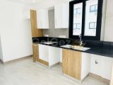 Tek Yetkili Kıbrıs Girne Merkez de Sıfır Deniz Manzaralı Penthouse Fırsat Geniş Daire