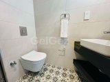 Tek Yetkili Kıbrıs Girne Lapta da Denize Sıfır Site de Ful Eşyalı 2+1 Çok Özel Bahçe Katı