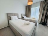 Tek Yetkili Kıbrıs Girne Lapta da Denize Sıfır Site de Ful Eşyalı 2+1 Çok Özel Bahçe Katı