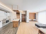 Girne Lapta'da Satılık Modern ve Konforlu 3+1 Daire