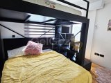 Girne, Sadrazamköy'de 950 m² arsa üzerinde, kumsallara yürüme mesafesinde, kesintisiz deniz manzaralı satılık 3+1 villa