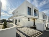 Lefkoşa Gönyeli Bölgesinde Türk Koçanlı Modern Tasarım 3+1 Satılık Villa