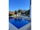Girne Ozanköy'de; Özel Havuzlu ve Bahçeli, Kiralık, 5+1 Lüks Villa!