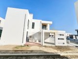 Lefkoşa, Küçük Kaymaklıda Satılık Şirkete ödemeli İkiz Villa ,
