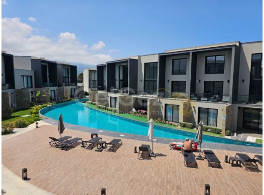 Merit Otel Yakını Modern Loft – Plaja 1 Dakika, Full Eşyalı!