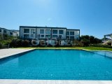 Kıbrıs Girne Alsancak ta Havuzlu Site de Caddeye Yakın 1+1 Loft Daire