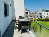 Kıbrıs Girne Alsancak ta Havuzlu Site de Caddeye Yakın 1+1 Loft Daire