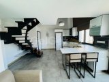 Kıbrıs Girne Alsancak ta Havuzlu Site de Caddeye Yakın 1+1 Loft Daire
