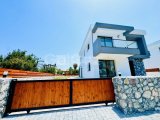Kıbrıs Girne Alsancak Bölgesinde Satılık 3+1 Müstakil Villa