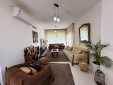 Tek Yetkili KKTC Girne Yeşiltepe nin Bitiminde Özel Dekorasyonlu Fırsat 4+1 Satılık Villa