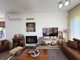 Tek Yetkili KKTC Girne Yeşiltepe nin Bitiminde Özel Dekorasyonlu Fırsat 4+1 Satılık Villa
