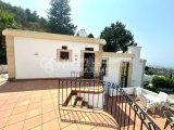 Kuzey Kıbrıs, Girne, Bellapais'te Muhteşem Manzaralı Kiralık Villa 3+1