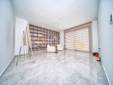 Girne Bellapais'de TÜRK MALI,5+2, Özel Yüzme Havuzlu, Triplex Satılık Villa