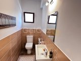 Girne Bellapaiste Eşsiz Manzaralı Satılık 3+1 Havuzlu Villa