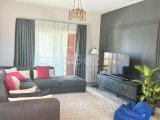 Girne Çatalköy'de Havuzlu Güvenlikli Site'de Kiralık Lüx Daire