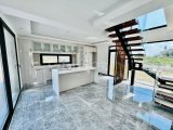Kıbrıs Girne Çatalköy Bölgesinde Satılık 4+1 Havuzlu Villa