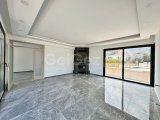 Kıbrıs Girne Çatalköy Bölgesinde Satılık 4+1 Havuzlu Villa