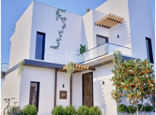 Girne Esentepe'de Özel Havuzlu Lüks 3 Yatak Odalı Villa