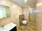 Girne Merkez Akacan Elegance Sitesi Kiralık 3+1 Lüks Daire, Deniz ve Havuz Manzaralı