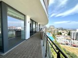 Girne Merkez Akacan Elegance Sitesi Kiralık 3+1 Lüks Daire, Deniz ve Havuz Manzaralı