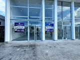 Kıbrıs Girne Merkez Karakum Bölgesinde Kiralık Sendeli 100 M2 Dükkan