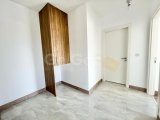 Girne Merkezde Eşsiz. Deniz Manzaralı Satılık 2+1 Daire