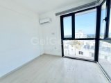 Girne Merkezde Satılık Deniz Manzaralı 3+1 Daire
