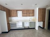 Kıbrs Girne Merkez de Denize Yürüme Mesafesinde Elit Site de Sıfır Satılık 1+1 Rezidans
