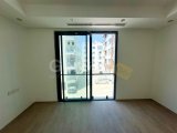 Kıbrs Girne Merkez de Denize Yürüme Mesafesinde Elit Site de Sıfır Satılık 1+1 Rezidans