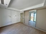 Kıbrs Girne Merkez de Denize Yürüme Mesafesinde Elit Site de Sıfır Satılık 1+1 Rezidans