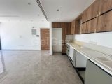Kıbrs Girne Merkez de Denize Yürüme Mesafesinde Elit Site de Sıfır Satılık 1+1 Rezidans